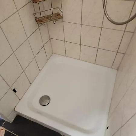 In Lägenhet *